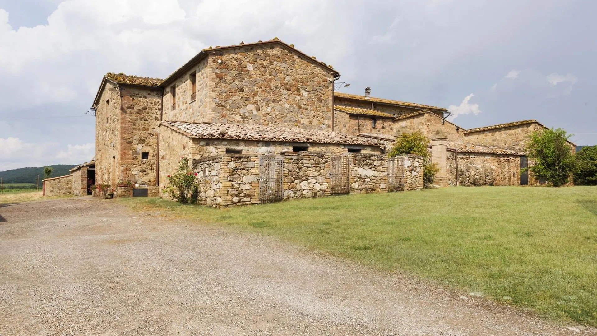 דירות מונטלצ'ינו Antica Grancia Di Quercecchio